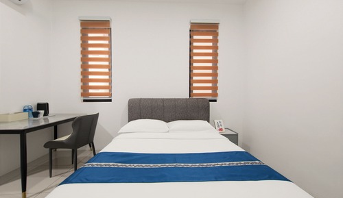 Superior Apartment, 4 Bedrooms, Balcony, City View
