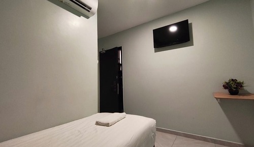 Standard Single Room