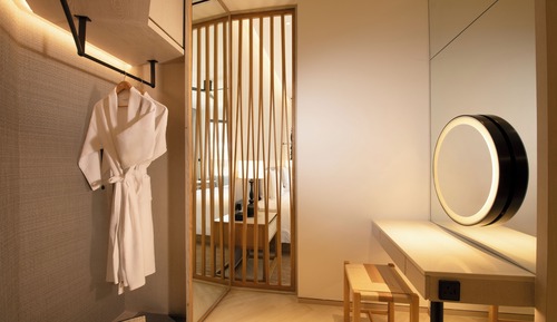 Premium Room, 1 King Bed, Balcony (View)