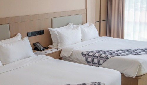 Premier Twin Queen - 2 Queen Beds