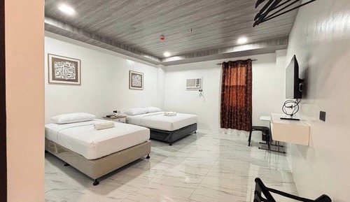 Deluxe Triple Room