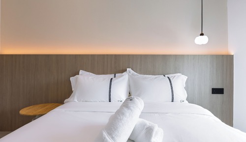 Deluxe Room, 1 Queen Bed, Non Smoking