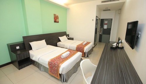 Deluxe Twin Room