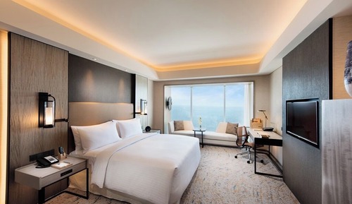 Executive Room, 1 King Bed, Bay View