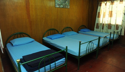 Family Duplex (3 Double Beds and 1 Bunk Bed)