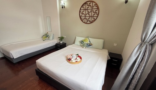 Triple Room, City View