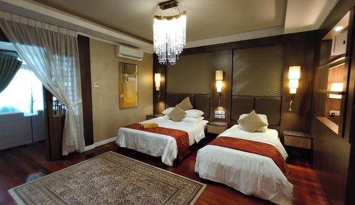 Premium Triple Room