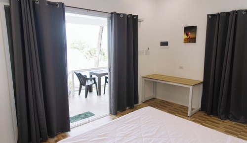 Deluxe Studio Suite, Balcony, Beach View