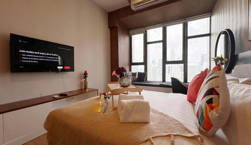 Deluxe Studio, City View