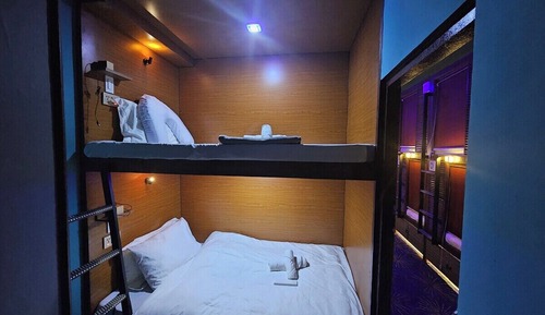 Basic Twin Room, Mixed Dorm, Non Smoking, Air conditioning