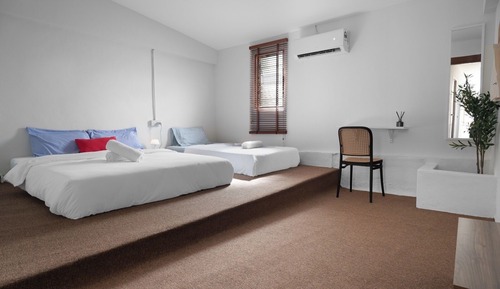 Standard Triple Room, Shared Bathroom