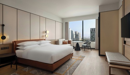 Club Room, 1 King Bed