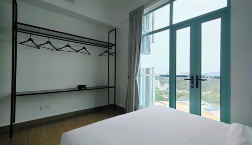 Superior Studio Suite, Multiple Beds, City View