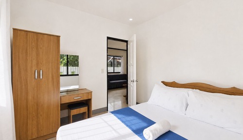 Family Double Room (House1)