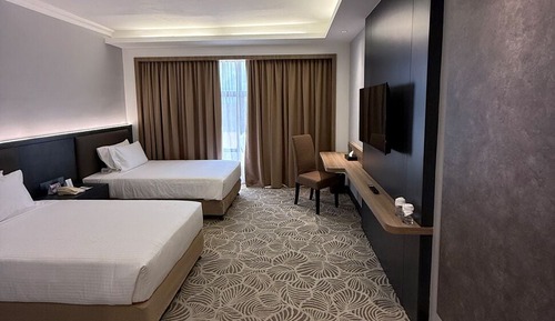 Premier Deluxe Twin Room, Non Smoking