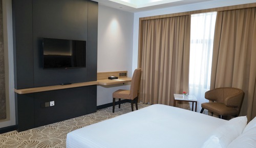Premier Deluxe King Room, Non Smoking