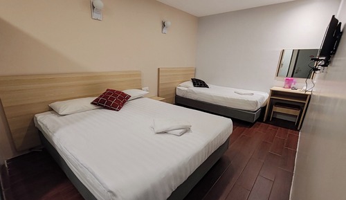 Triple Room