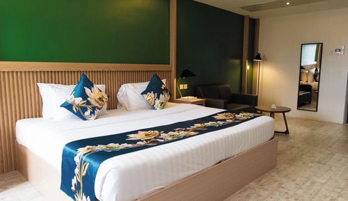Standard Studio Suite, City View