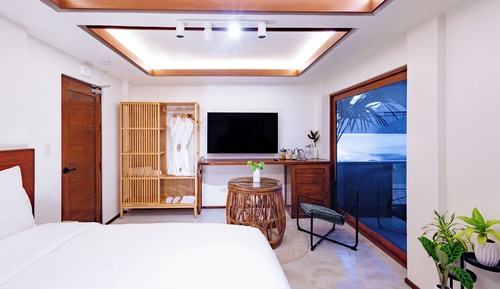 Premium Room, 1 Queen Bed, Beach View, Oceanfront