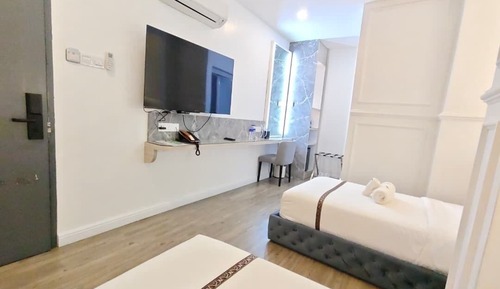 Basic Twin Room