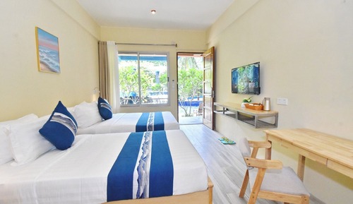 Grand Room, Pool View, Poolside