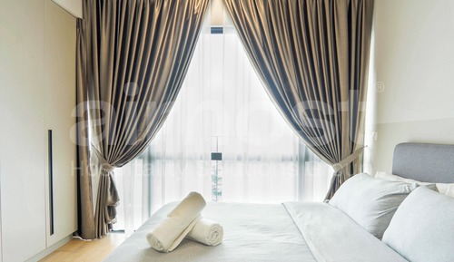 Elite Apartment, 1 Queen Bed, Non Smoking, City View