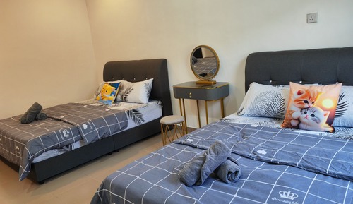 Economy Room