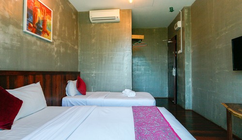 Superior Triple Room