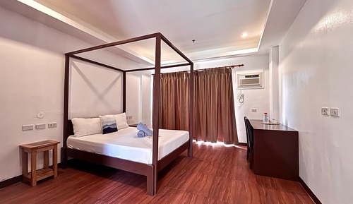 Standard Double Room, 1 Queen Bed, Garden View