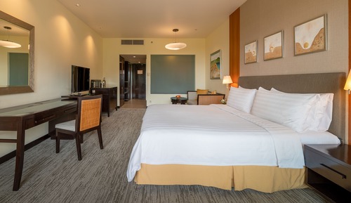Standard Room, 1 King Bed, Terrace, Sea View (Kinabalu)