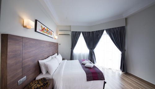 Two Bedroom Deluxe Apartment (Without Kitchen Facilities)