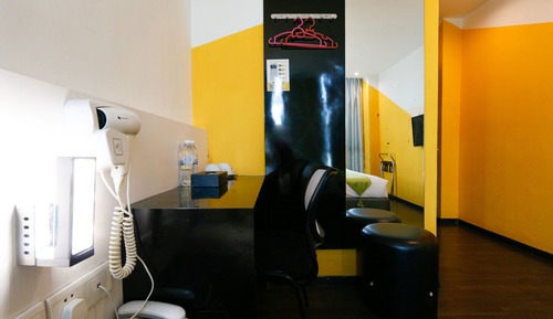 Premier King Room