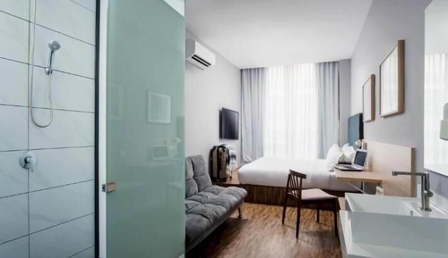 Executive Room, City View