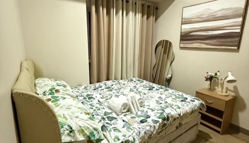 Signature Condo, 2 Bedrooms, Pets Allowed, Pool View