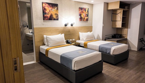 Deluxe Twin Room