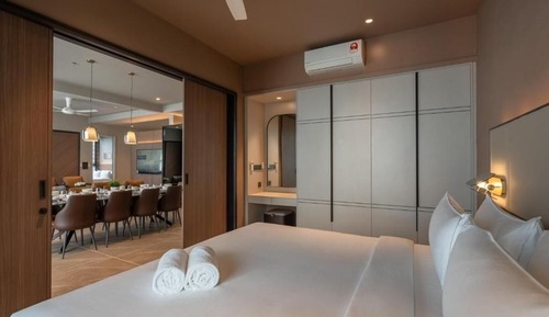 Presidential Apartment, Balcony