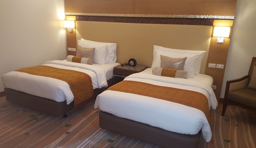 Premier Room, 2 Twin Beds, Non Smoking