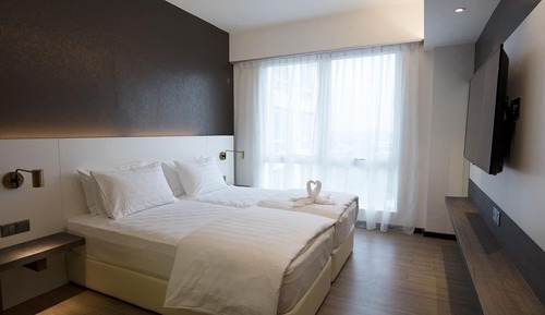 Silver Suite