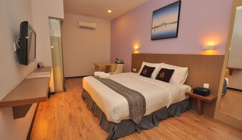 Executive Room