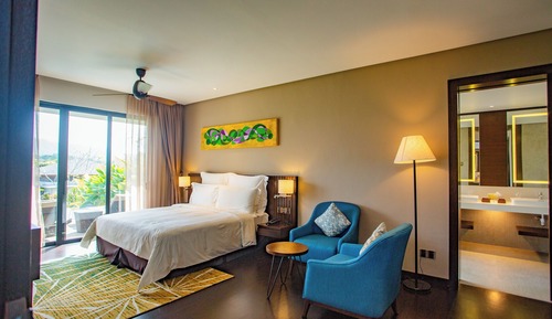 Villa, 1 King Bed, Garden View (Private Pool)