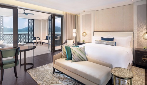 Room, 1 King Bed, Sea View