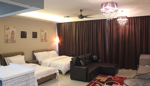 Deluxe Triple Room, Multiple Beds, Balcony