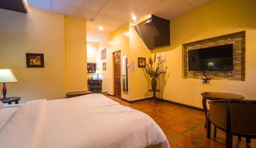2 Suite Rooms
