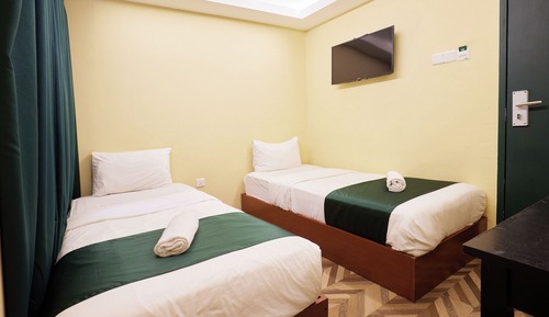 Standard Twin Room