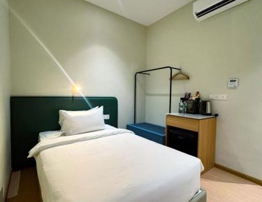 Single Room with Private Bathroom
