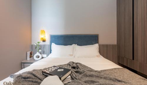 Three-Bedroom Apartment with Balcony