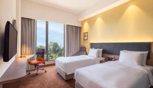 Standard Twin Room with Free Breakfast - High Floor