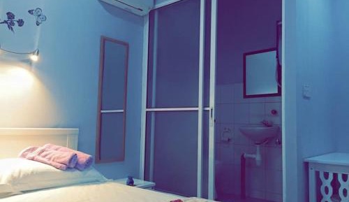 Deluxe Double Room with Shower