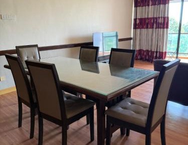 Three-Bedroom Apartment with Balcony