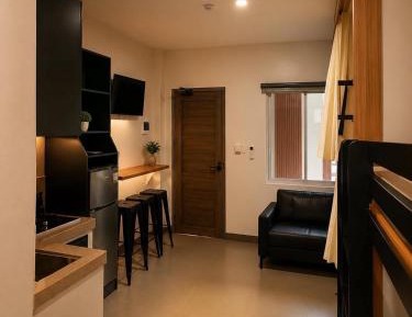Quadruple Room with Private Bathroom